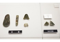 長野市松原遺跡出土の装身具