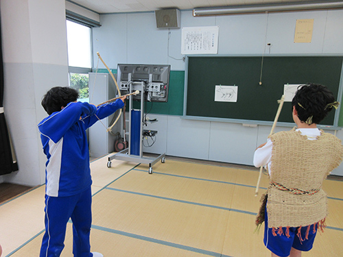 弓矢体験の写真